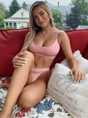 Model Escorts in indirapuram